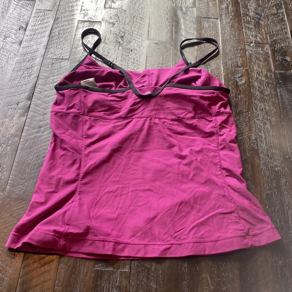 Ladies Nike Tennis Tank - Size Medium - Picture 2 of 5